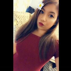 Meet your Posher, Elyse